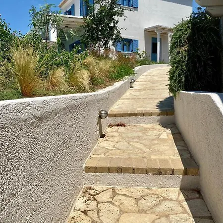 Villa Azure Βίλα *